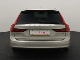 VOLVO V90 Momentum