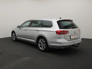 VOLKSWAGEN PASSAT B8 Highline