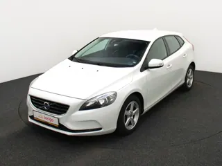 VOLVO V40 Base Business