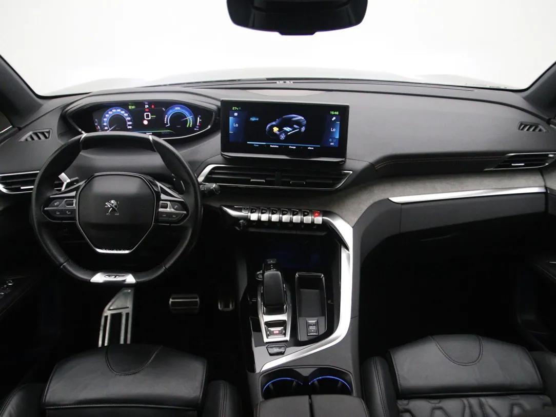 PEUGEOT 3008 GT