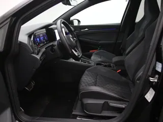 VOLKSWAGEN GOLF 8 MHEV R-Line
