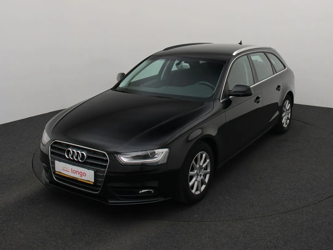 AUDI A4 Advance