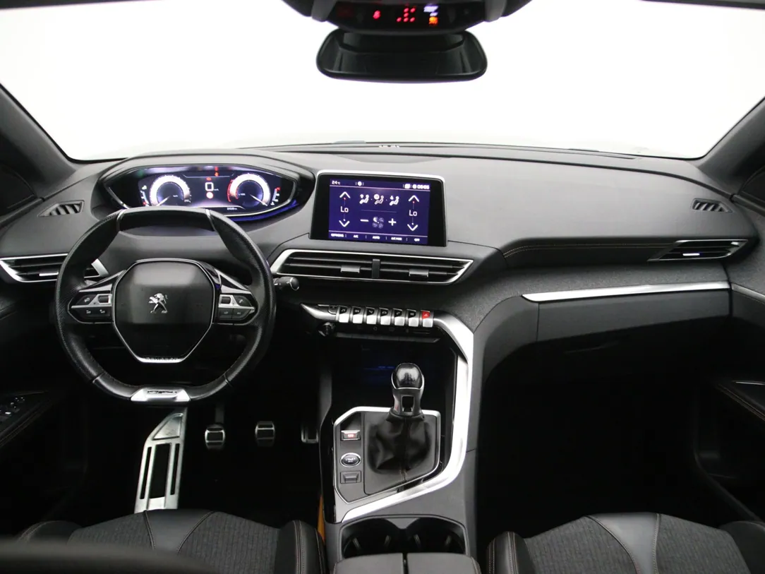 PEUGEOT 5008 GT-Line