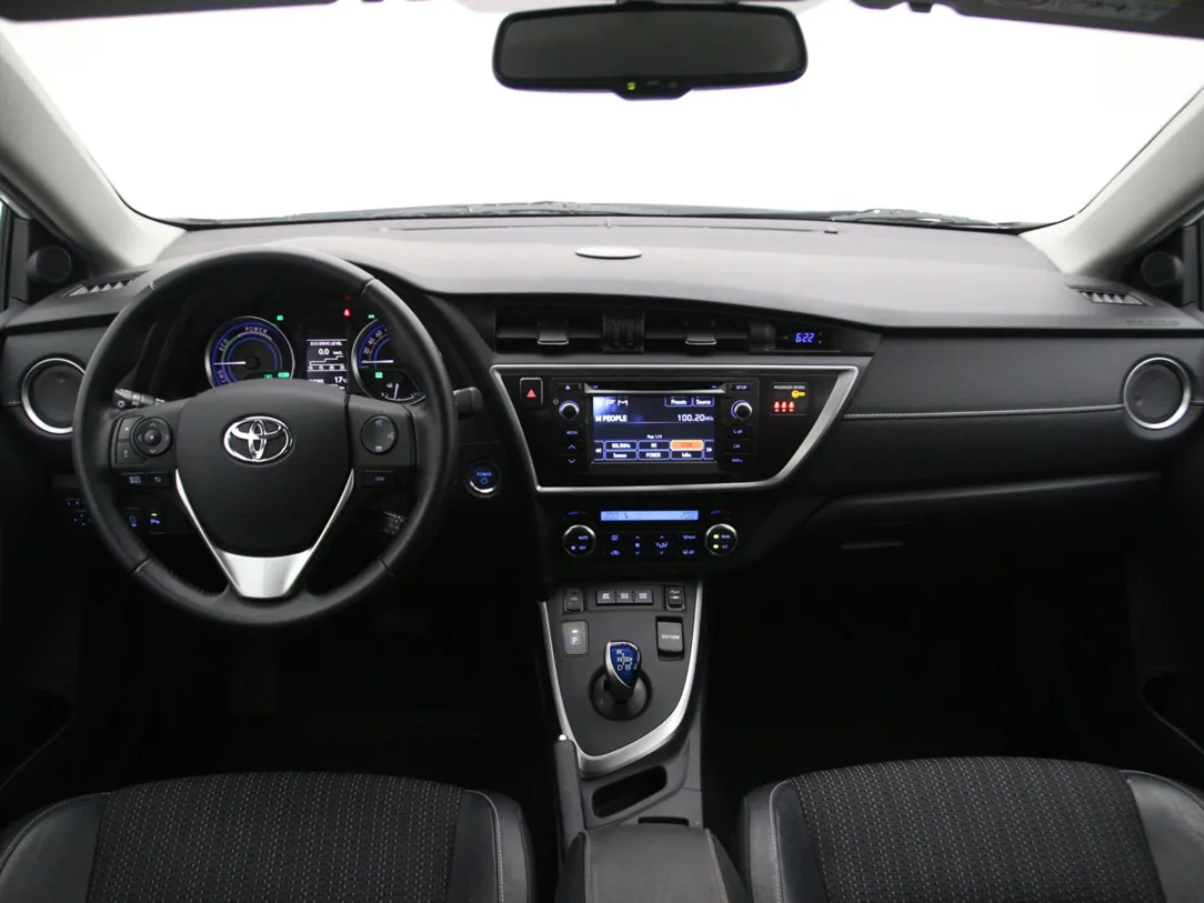 TOYOTA AURIS Executive