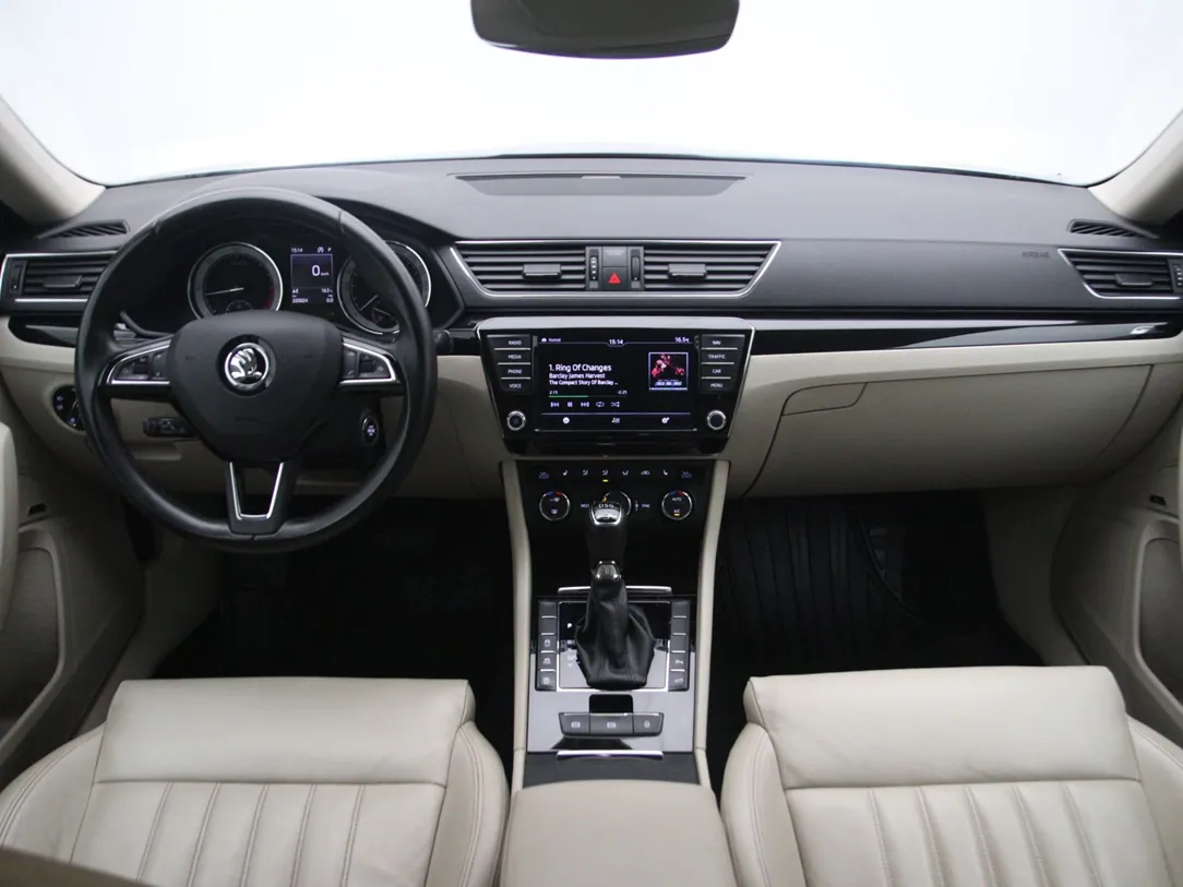 SKODA SUPERB Laurin & Klement