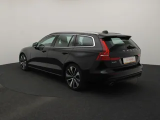 VOLVO V60 Momentum Pro