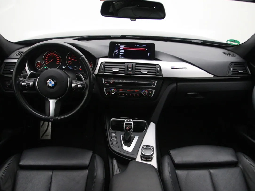 BMW 320 High Executive