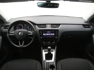 SKODA OCTAVIA Active
