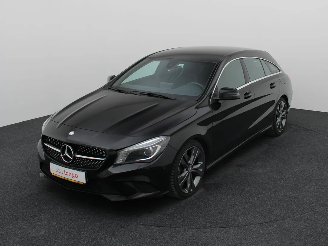 MERCEDES BENZ CLA200 Ambition