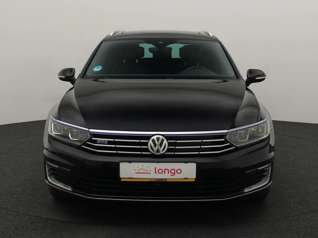 VOLKSWAGEN PASSAT B8 Highline