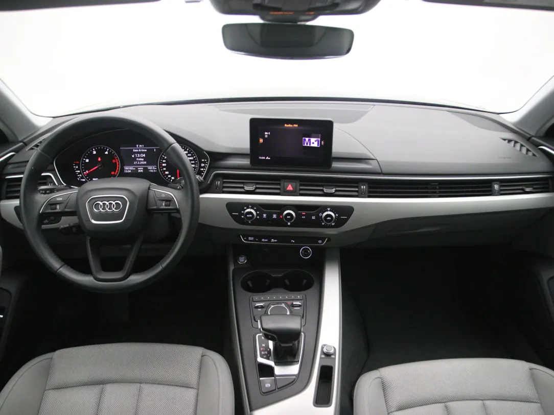 AUDI A4 Business Line