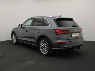 AUDI Q5 S-Line