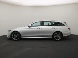 MERCEDES BENZ E220 AMG