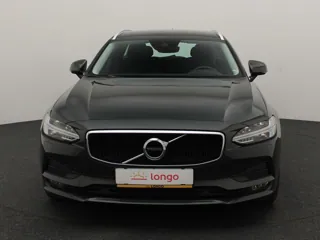 VOLVO V90 Momentum