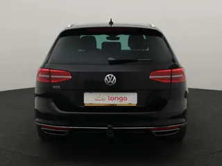 VOLKSWAGEN PASSAT B8 Highline
