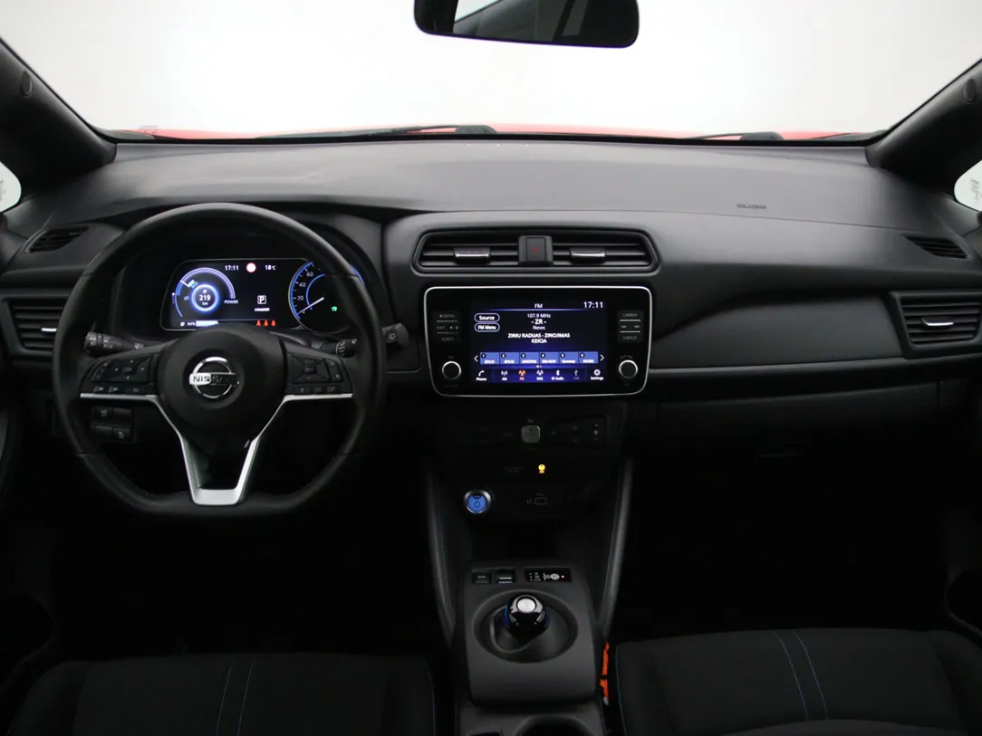 NISSAN LEAF Acenta 40 kWh