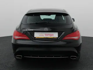 MERCEDES BENZ CLA200 Ambition