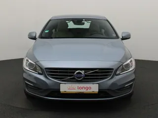 VOLVO V60 Polar+