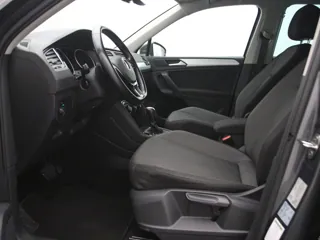 VOLKSWAGEN TIGUAN Business