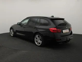 BMW 320 Advantage