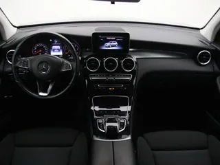 MERCEDES BENZ GLC220