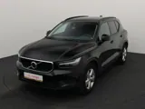VOLVO XC40 Momentum