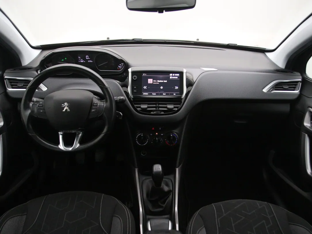 PEUGEOT 2008 Blue Lion