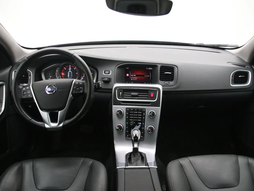 VOLVO V60 Cross Country Nordic+