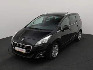 PEUGEOT 5008 Allure
