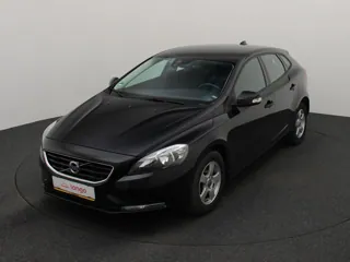 VOLVO V40 Momentum 