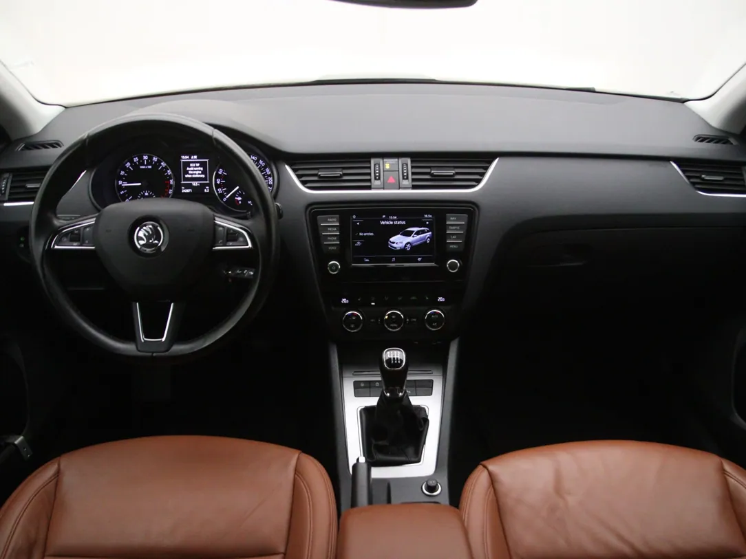 SKODA OCTAVIA Ambition Business