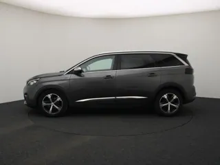 PEUGEOT 5008 GT