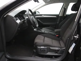 VOLKSWAGEN PASSAT B8 Comfortline