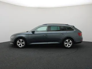 SKODA SUPERB Style