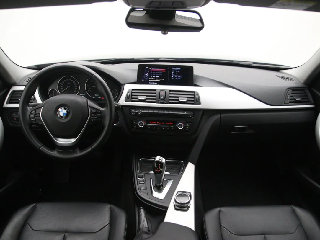 BMW 320 High Executive