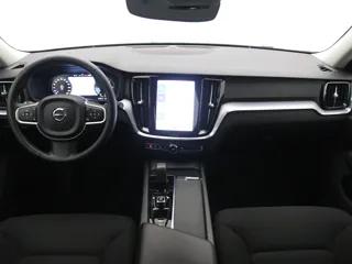 VOLVO V60 MHEV Momentum 