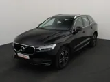 VOLVO XC60 Momentum