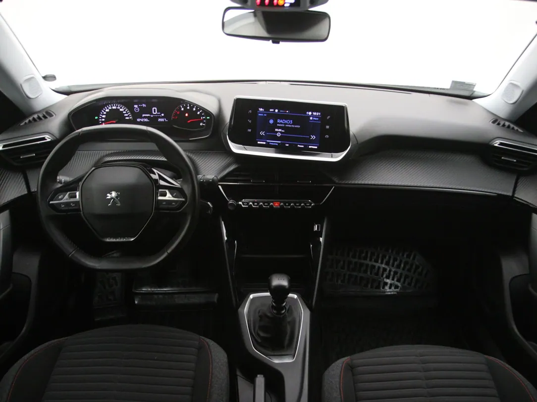 PEUGEOT 2008 Active