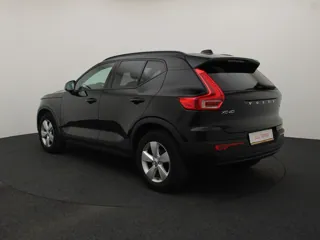 VOLVO XC40 Momentum