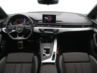 AUDI A4 MHEV Sport S Line Edition
