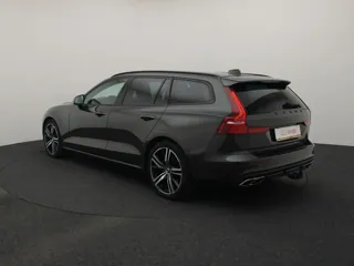 VOLVO V60 MHEV Momentum