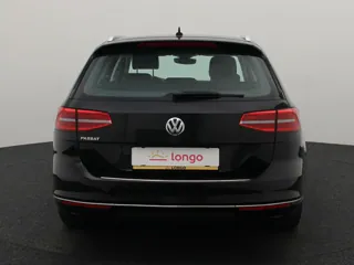 VOLKSWAGEN PASSAT B8 Highline