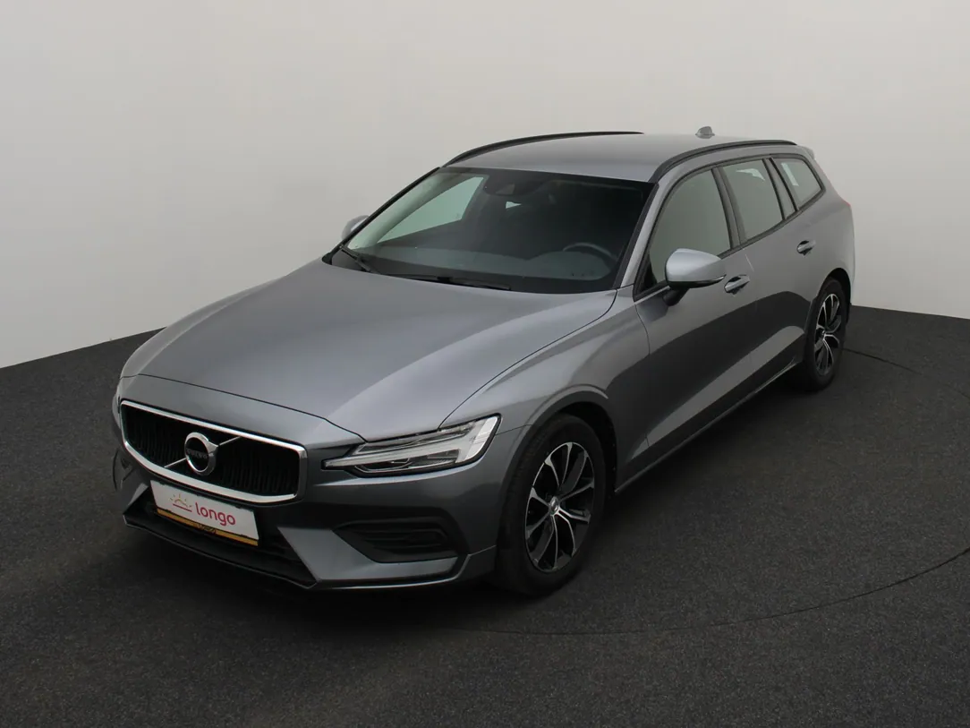 VOLVO V60 MHEV Momentum Advantage