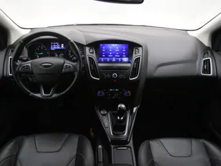 FORD FOCUS Titanium