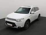 MITSUBISHI OUTLANDER Limited Edition X-Line