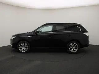 MITSUBISHI OUTLANDER Instyle