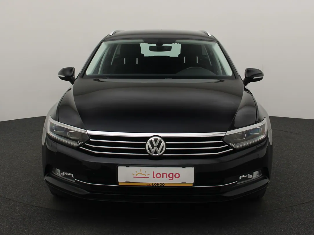 VOLKSWAGEN PASSAT B8 Comfortline Business
