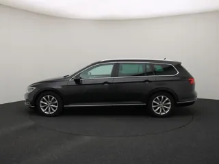 VOLKSWAGEN PASSAT B8 Highline Business
