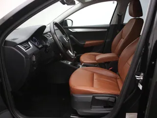 SKODA OCTAVIA Ambition Business