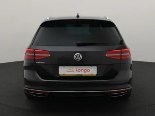 VOLKSWAGEN PASSAT B8 Highline Business R